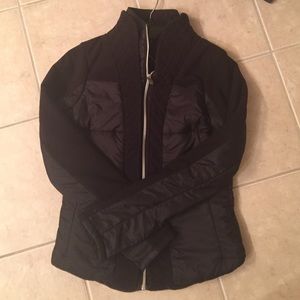 Black Lululemon St Moritz Jacket - Size 6
