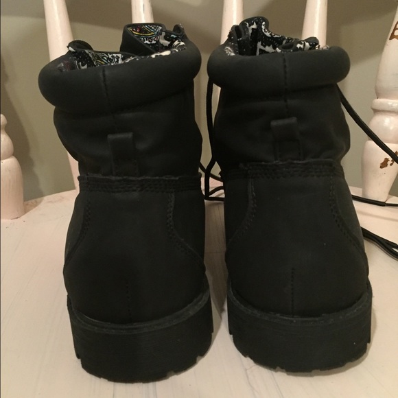 SOLD - Picture 3 of 3