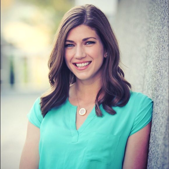 Meet your Posher, Rachel