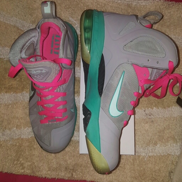 Nike LeBron 9 P.S. Elite - "Miami Vice" LE - Picture 2 of 4