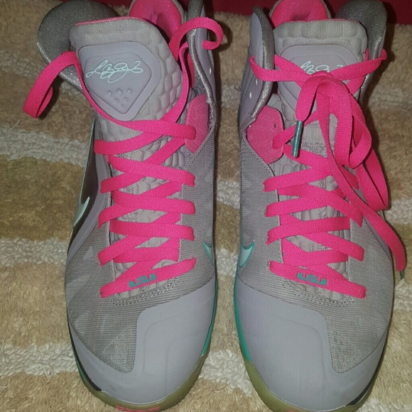 Nike LeBron 9 P.S. Elite - "Miami Vice" LE - Picture 3 of 4