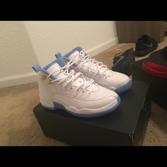Jordan 12's