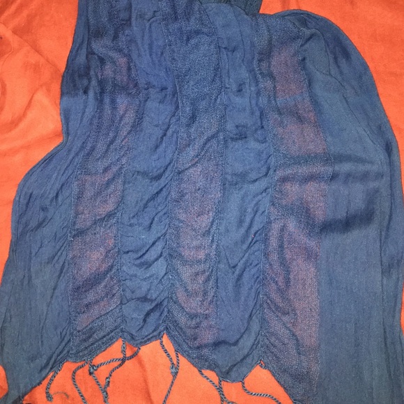 Scarf - Picture 2 of 4