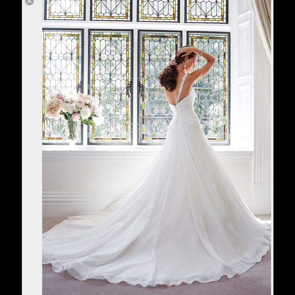 Sophia Tolli wedding dress - Picture 2 of 3