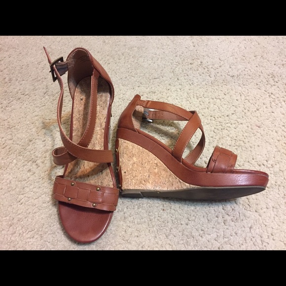 Brown Wedges