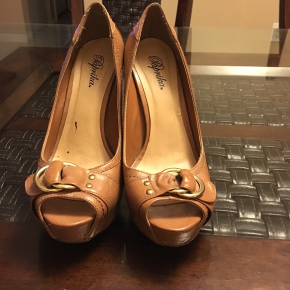 Tan leather heels