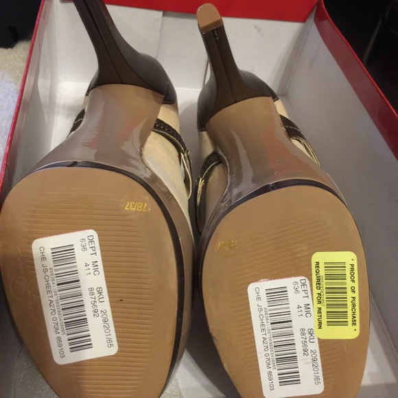 Jessica Simpson heels - Picture 4 of 4