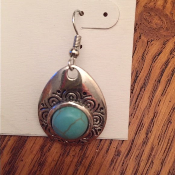 Earrings - Picture 2 of 2