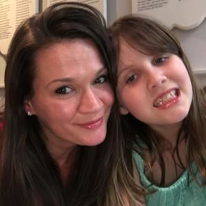 Meet your Posher, Casey