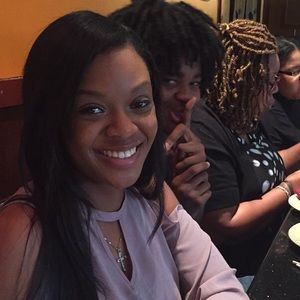 Meet your Posher, Nesha