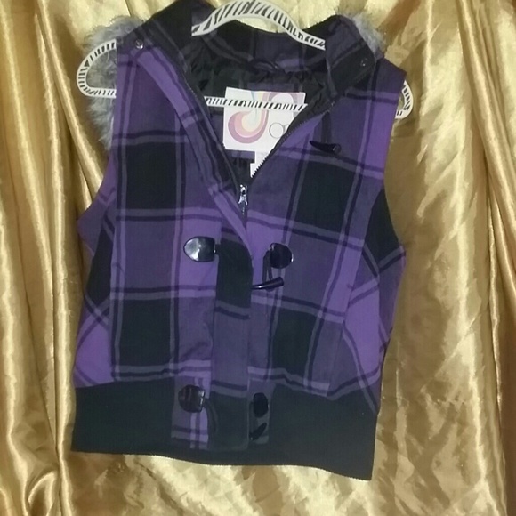 OP purple vest with fur trim hoodie sz XL