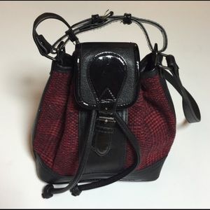TopShop Houndstooth Print Bucket Bag