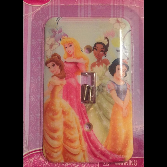 Princess items - Picture 4 of 4