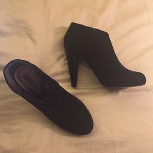 Steve Madden Suede Booties w faux Snakeskin heel