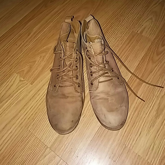 Steve Madden Boots