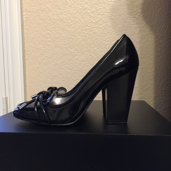 Calvin Klein pumps