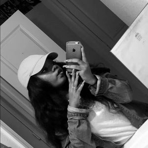 Meet your Posher, Ashanta