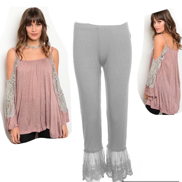 HP 🎉 Cold shoulder blouse - Picture 2 of 4