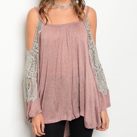 HP 🎉 Cold shoulder blouse - Picture 3 of 4