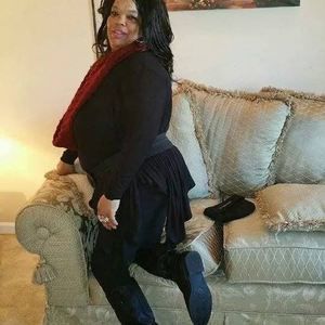 Meet your Posher, Loretta