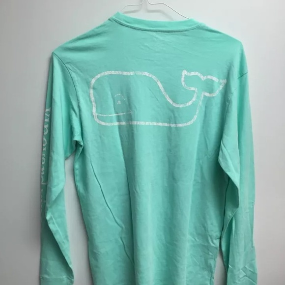 Mens L large vineyard vines front pocket t shirt