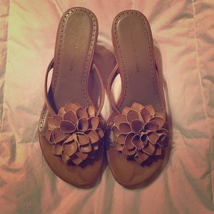Adrienne Vittadini flip flop sandals