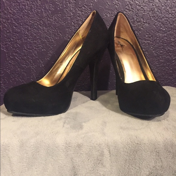 Mossimo Black Heels