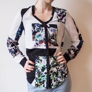 NEW 💙 Modern Button Up Blouse