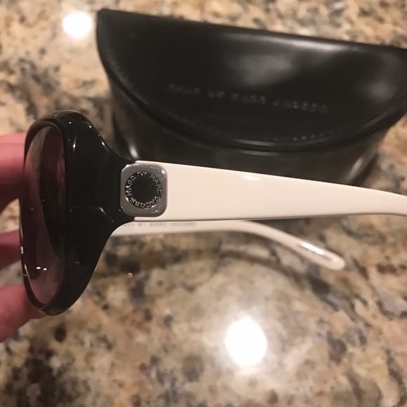 Marc by Marc Jacobs Sunnies