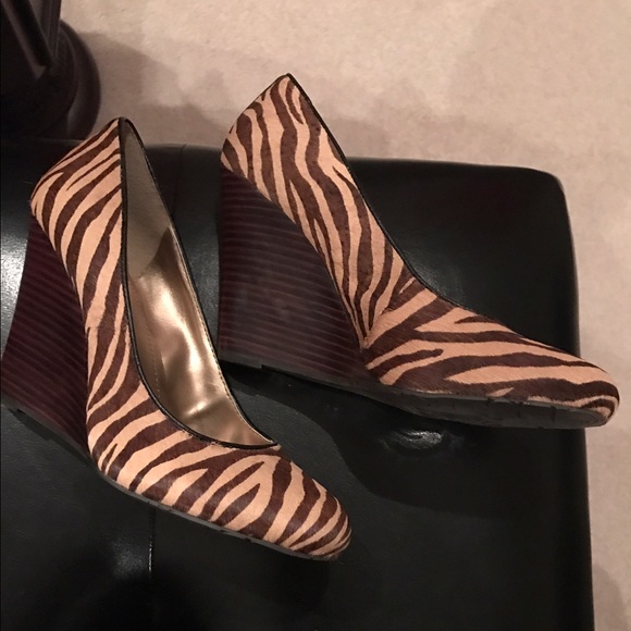 Camel hair BCBG wedges