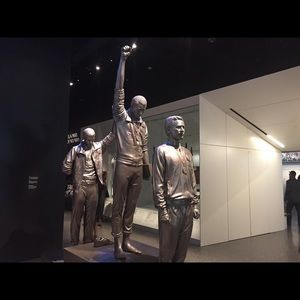 Meet your Posher, Simone