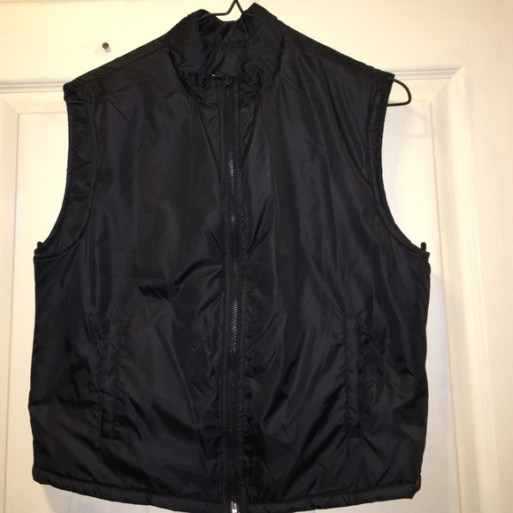 Kenneth Cole Lightweight Vest - Picture 1 of 3