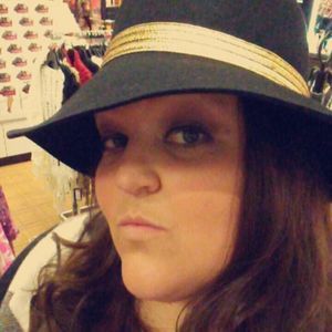Meet your Posher, Stacy
