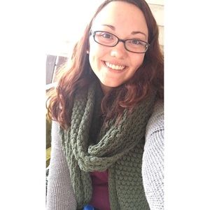 Meet your Posher, Kayla