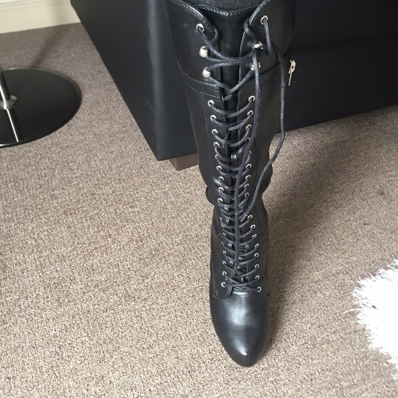 Lace boots - Picture 2 of 3