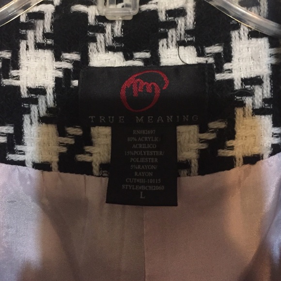 True Meaning coat - Picture 3 of 4