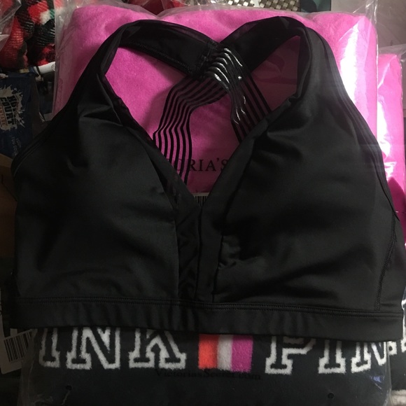BNWT Victoria's Secret Sport black sports bra
