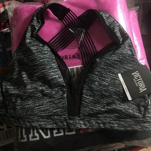BNWT Victoria's Secret sport grey sport bra