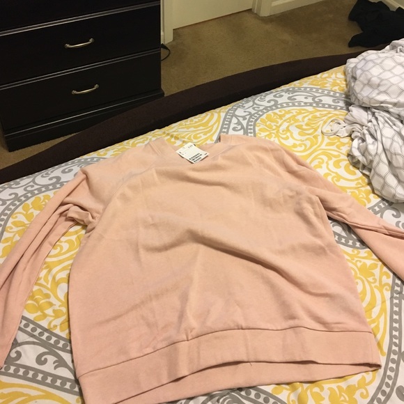 NWT H&M pink sweater