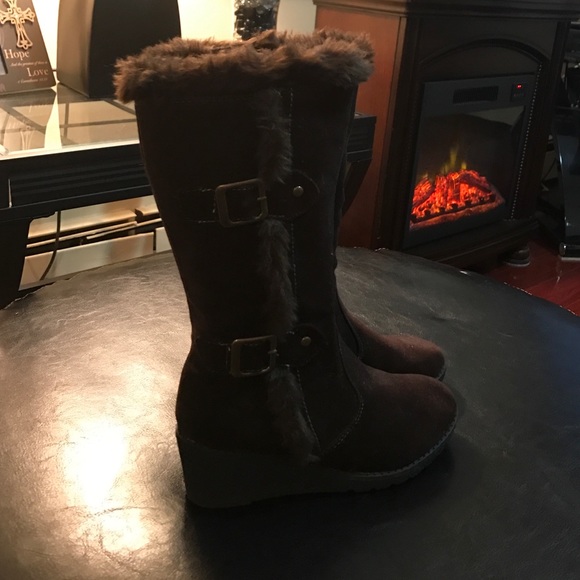 Girls Size 2 Rachel Shoes Winter boots brown suede