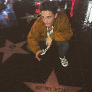 Meet your Posher, Nicholas