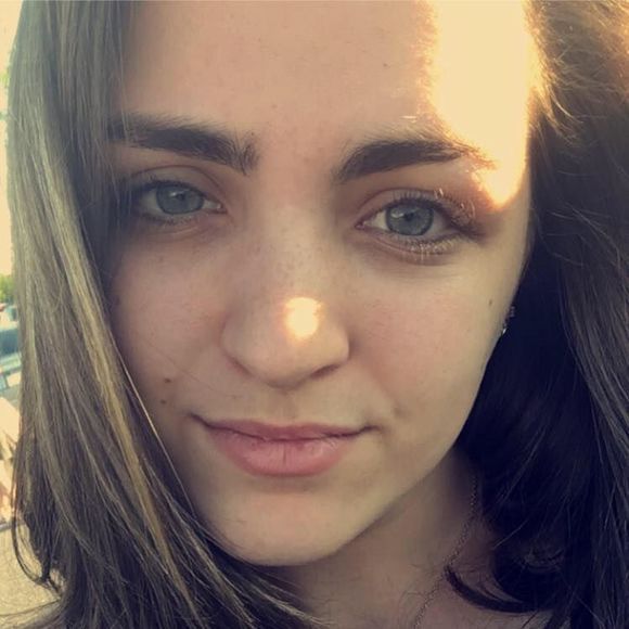 Meet your Posher, Melanie