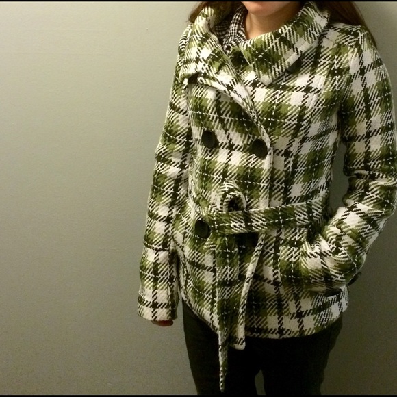 Green, black & white plaid button up jacket