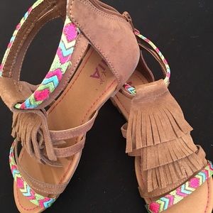 Mia Sandals
