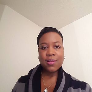 Meet your Posher, Lorraine