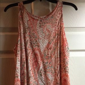 Old Navy Women's XL sleeveless blouse.