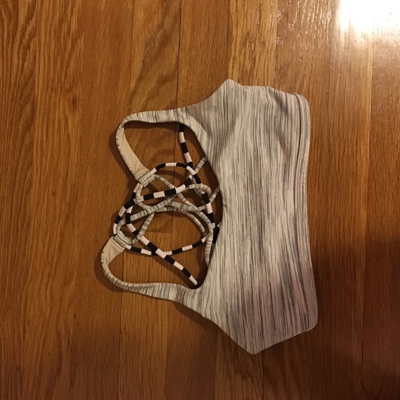 Lululemon sports bra (cross-back)
