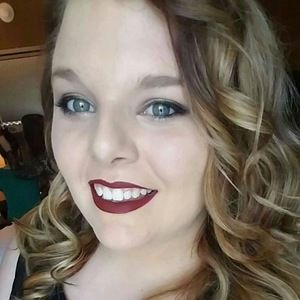 Meet your Posher, Ashleigh