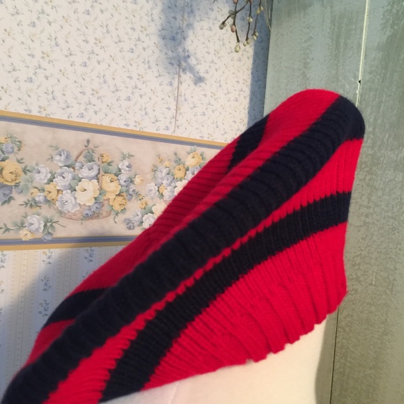 Hat - Picture 3 of 4