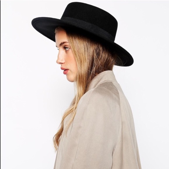 Black felt ASOS hat